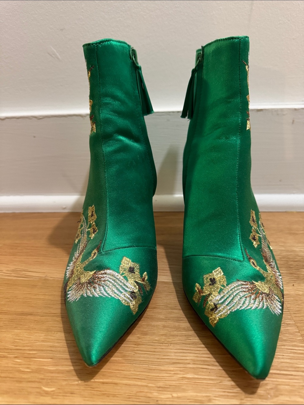 Green Embroidered Pointed-Toe Ankle Boots